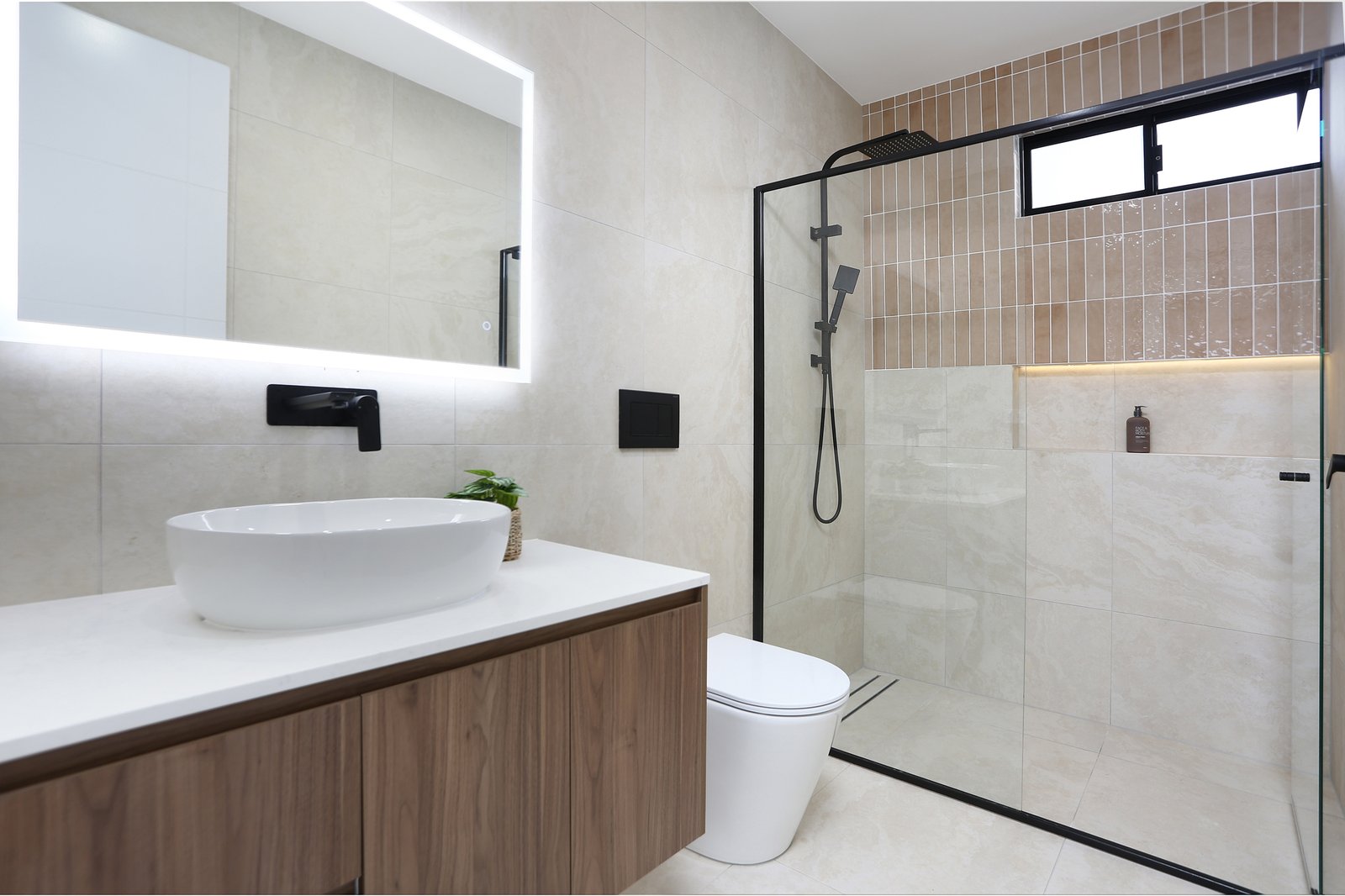 11-tanika-st-vineyard-bath 2