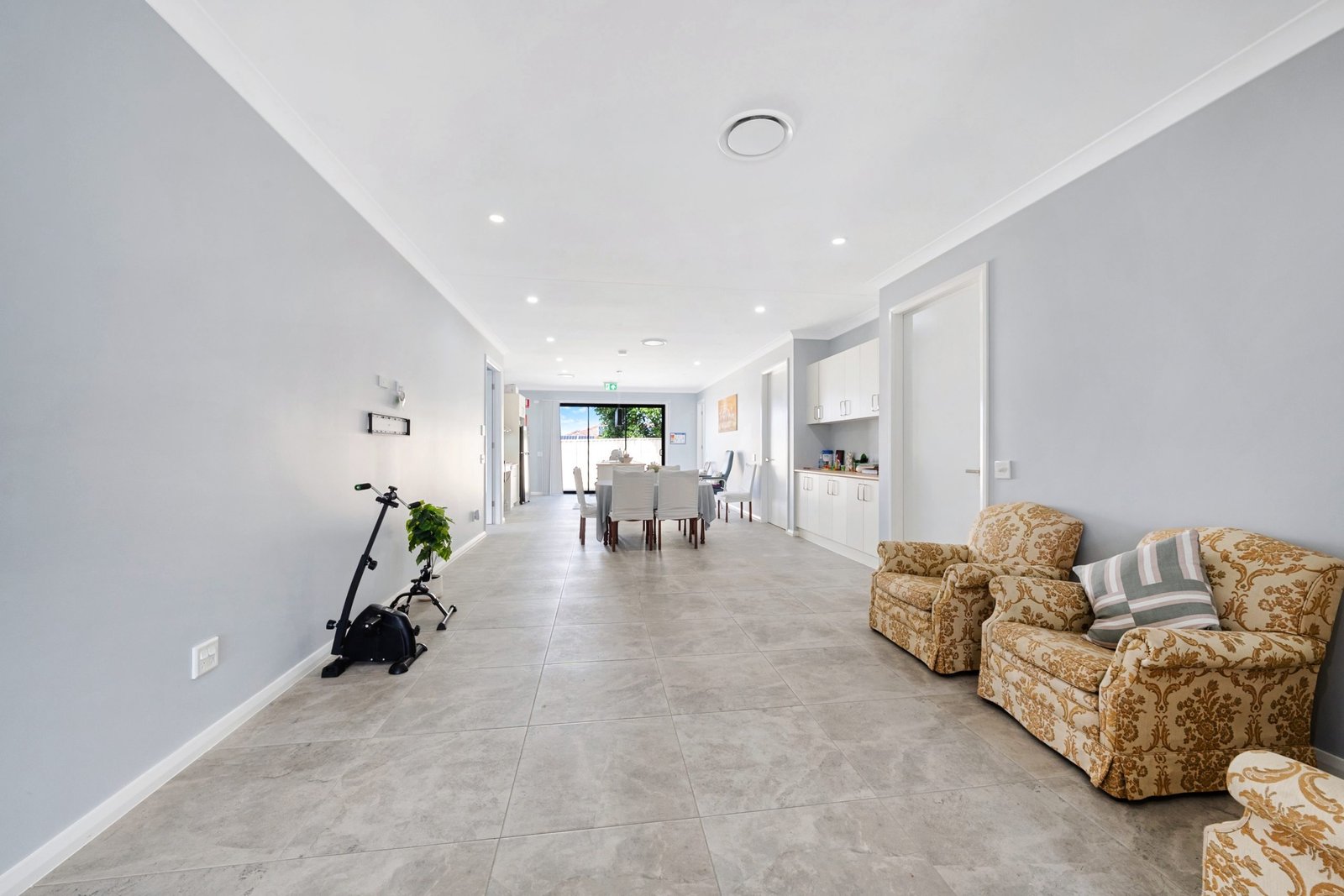 16-Wilga-St-BLACKTOWN-19-27SEP2024-1-53-r