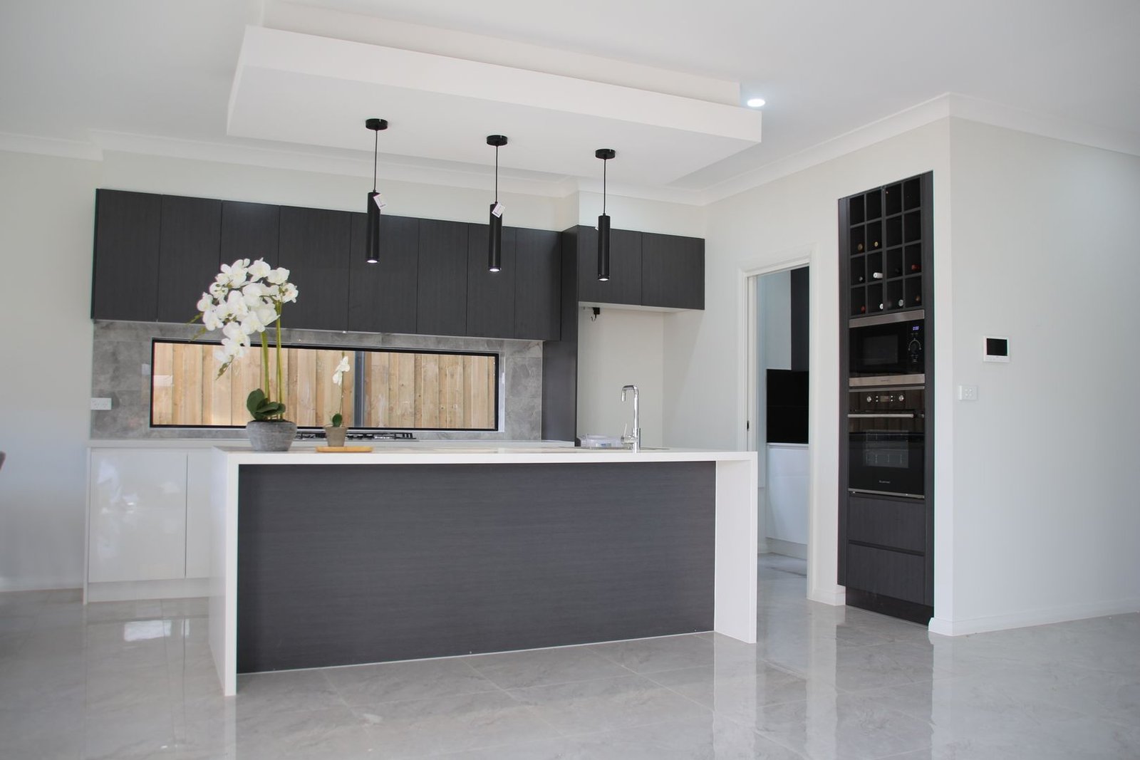 298-abell-road-marsden-park-kitchen