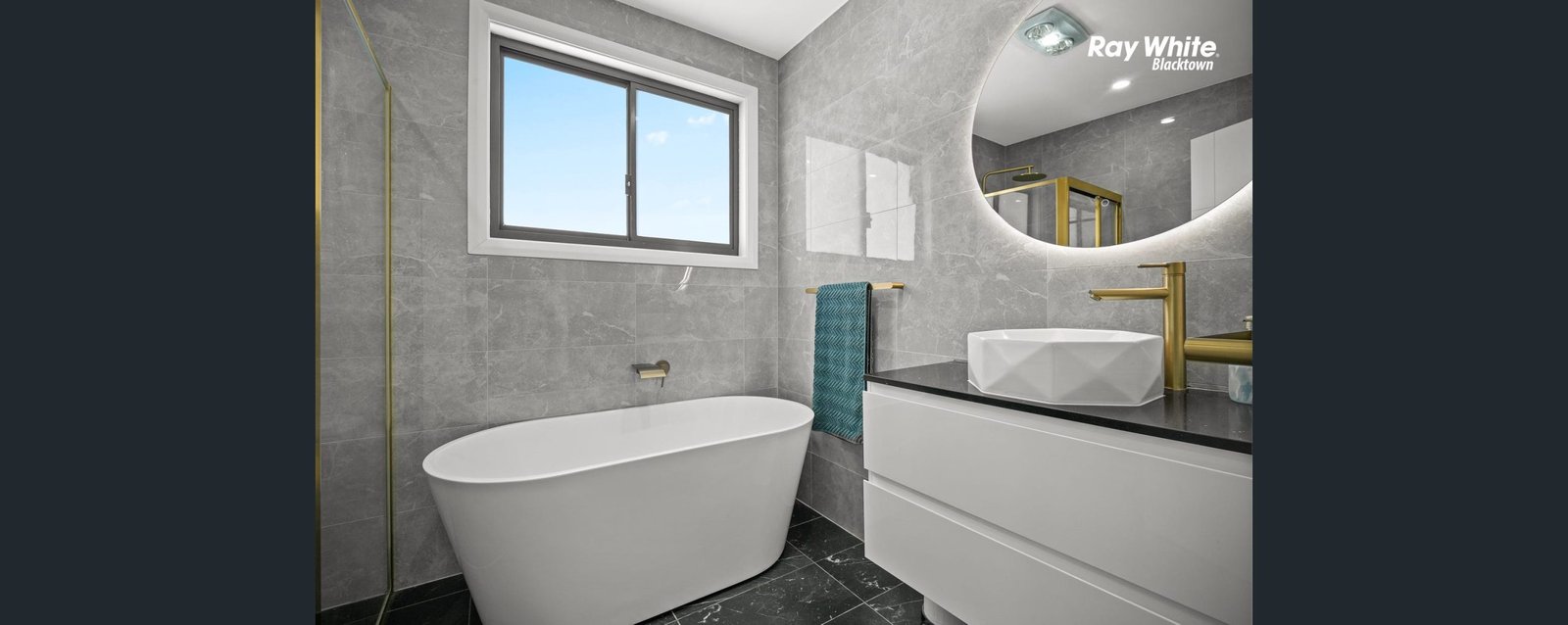 51-jackwood-ensuite